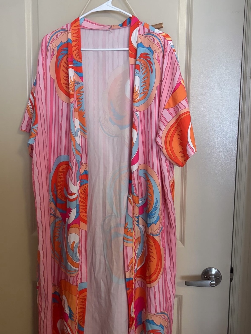 SHEIN Curve Pink & Orange Printed Flowy Kimono